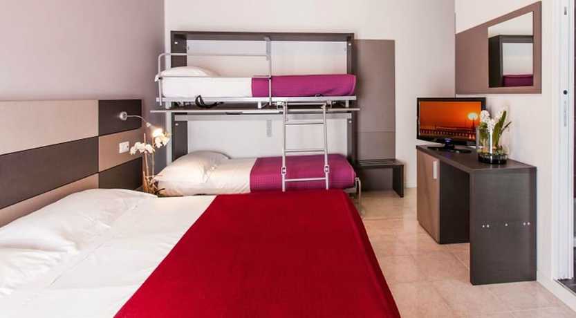 Imagen de la habitación del Hotel Thea, Gabicce Mare. Foto 11