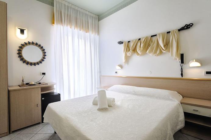 Imagen de la habitación del Hotel Thea, Gabicce Mare. Foto 14