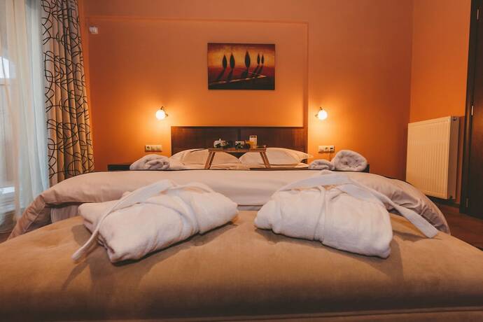 Imagen general del Hotel Thea Mainalou. Foto 3