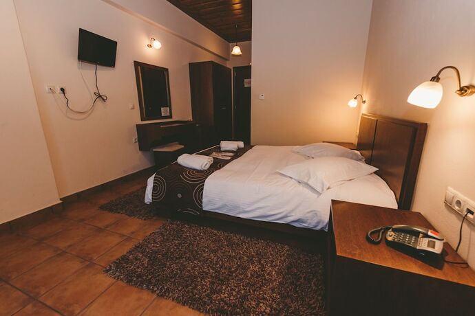 Imagen general del Hotel Thea Mainalou. Foto 5