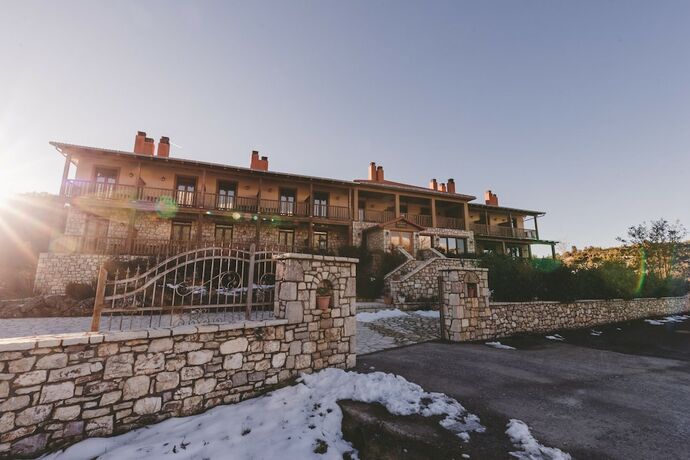 Imagen general del Hotel Thea Mainalou. Foto 11