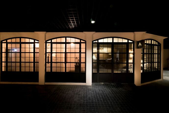 Imagen de los interiores del Hotel Thea Private Suites By Th District. Foto 39