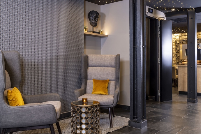 Imagen de los interiores del Hotel Théorème. Foto 16