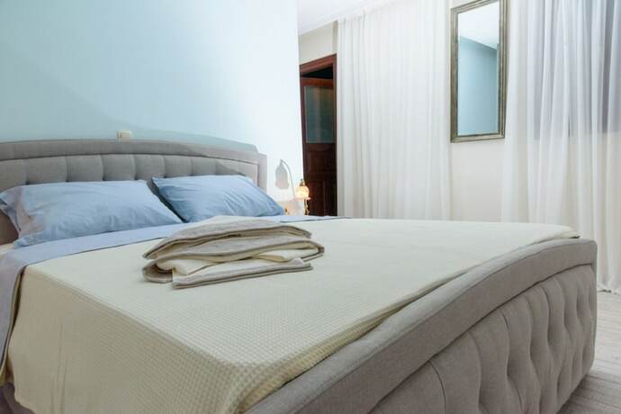 Imagen de la habitación del Hotel Theasis Athens. Foto 16