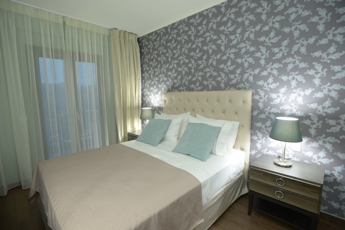 Imagen de la habitación del Hotel Theasis. Foto 6