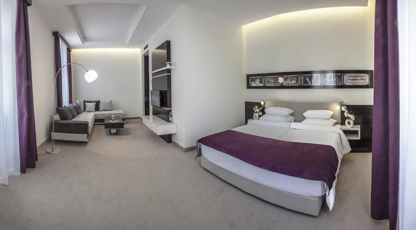 Imagen de la habitación del Hotel Theater Belgrade. Foto 14