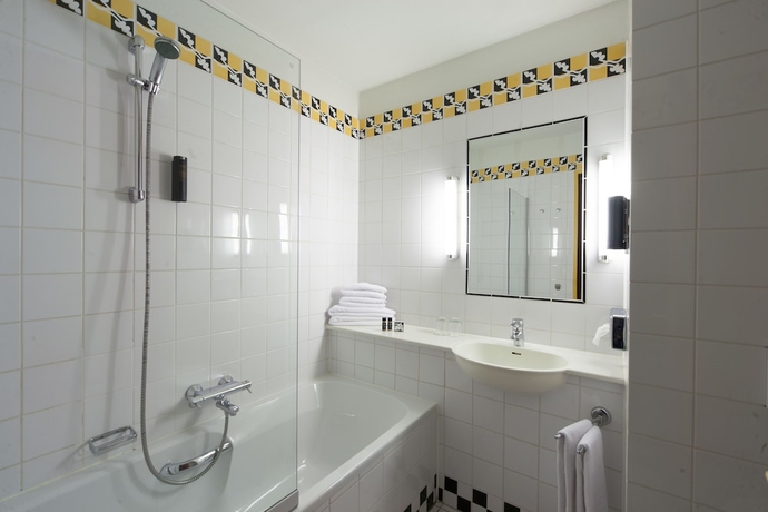 Imagen de la habitación del Hotel Theater Figi. Foto 16