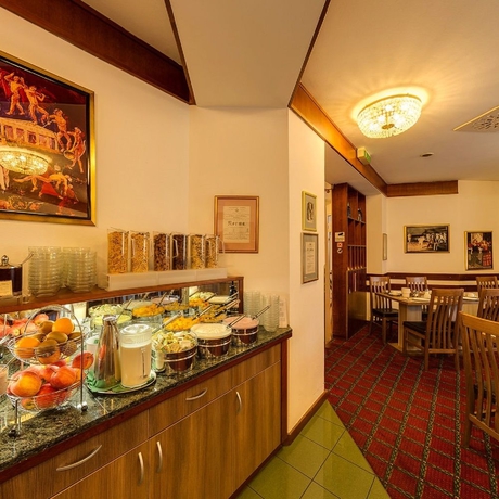 Imagen del bar/restaurante del Hotel Theater Salzburg. Foto 3