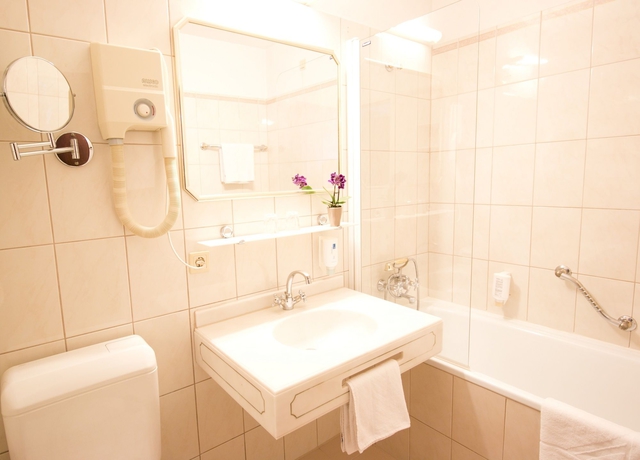 Imagen de la habitación del Hotel Theaterhotel and Suites Wien. Foto 6