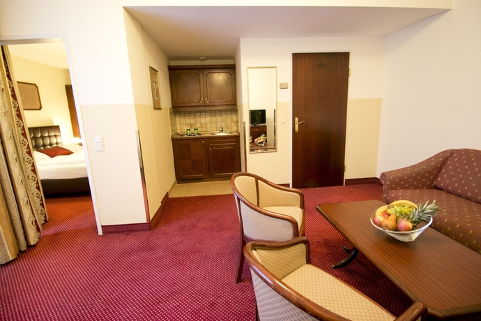 Imagen de los interiores del Hotel Theaterhotel and Suites Wien. Foto 10