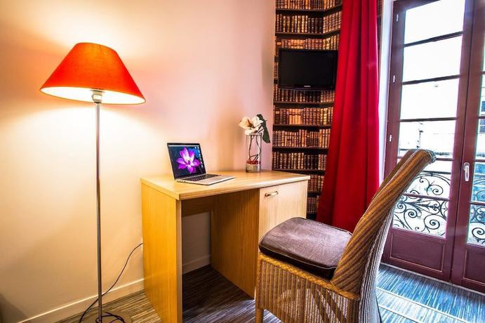 Imagen de la habitación del Hotel Theatre. Foto 16