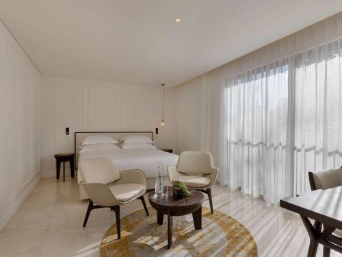 Imagen de la habitación del Hotel Theatron Jerusalem Hotel And Spa Mgallery Collection. Foto 17