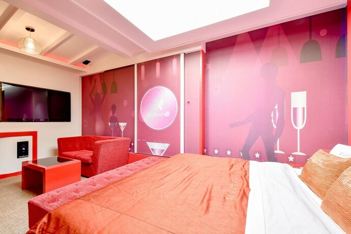 Imagen de la habitación del Hotel Thebay. Foto 31