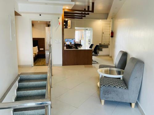 Imagen general del Hotel Thee Aura Near Mall Road - A Luxury Boutique Stay in Mussoorie. Foto 11
