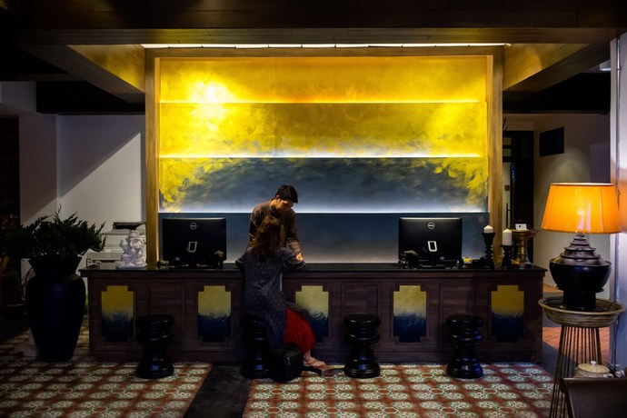 Imagen de los interiores del Hotel Thee Kashatharn By Th District. Foto 11