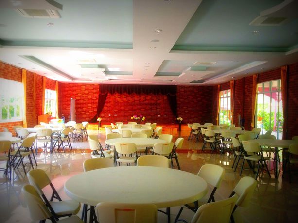 Imagen de los exteriores del Hotel Theerama Cottage Resort. Foto 17