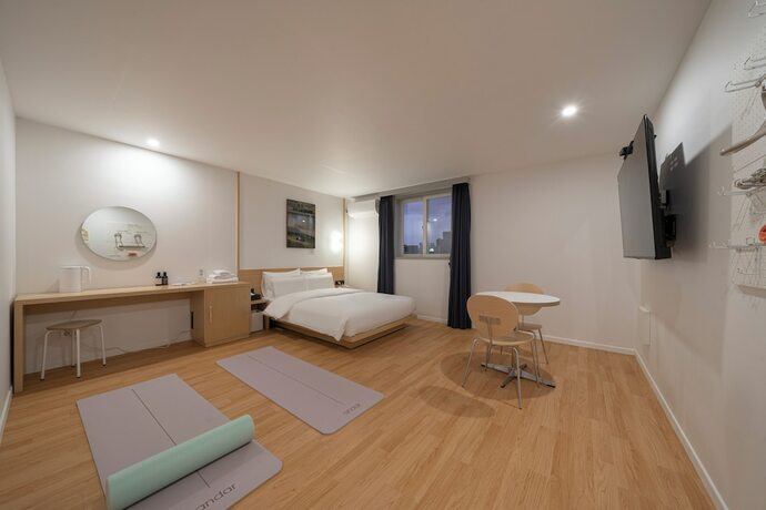 Imagen de la habitación del Hotel Thehyoosik Aank Cheonan Station 1. Foto 20