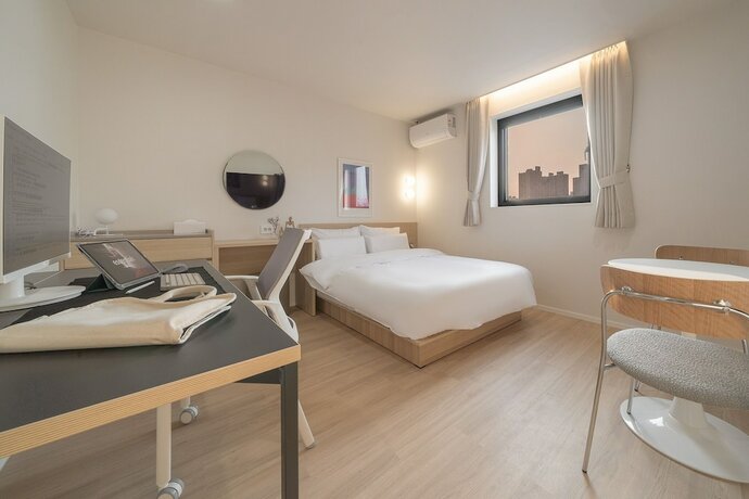 Imagen de la habitación del Hotel Thehyoosik Aank Cheonan Station 2. Foto 11