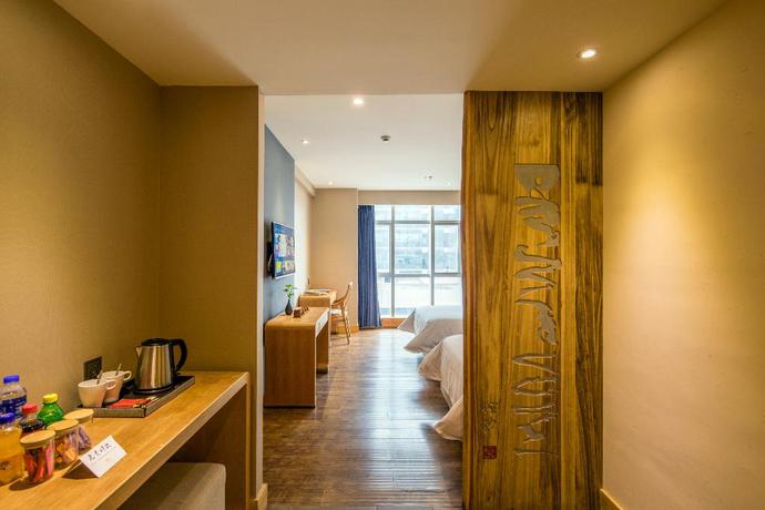Imagen de la habitación del Hotel Theme Hotels and Resorts (Chunxi Taikoo Li). Foto 9
