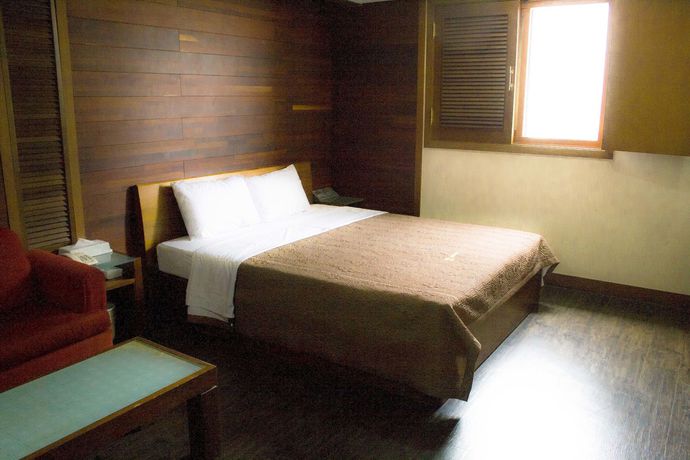 Imagen de la habitación del Hotel Themepark Tourist. Foto 6