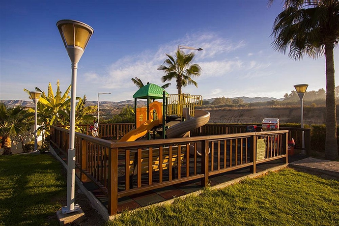 Imagen de los exteriores del Hotel Theo Sunset Bay. Foto 6