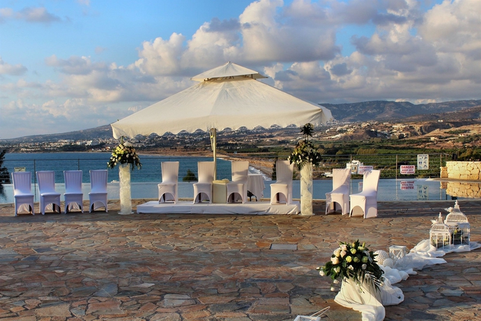 Imagen de los exteriores del Hotel Theo Sunset Bay. Foto 7