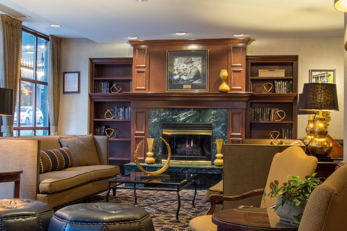 Imagen de los interiores del Hotel Theodore. Foto 13