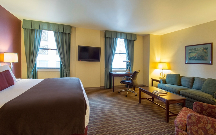 Imagen de la habitación del Hotel Theodore. Foto 8