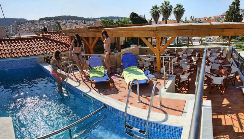 Imagen general del Hotel Theofilos Paradise Boutique. Foto 16