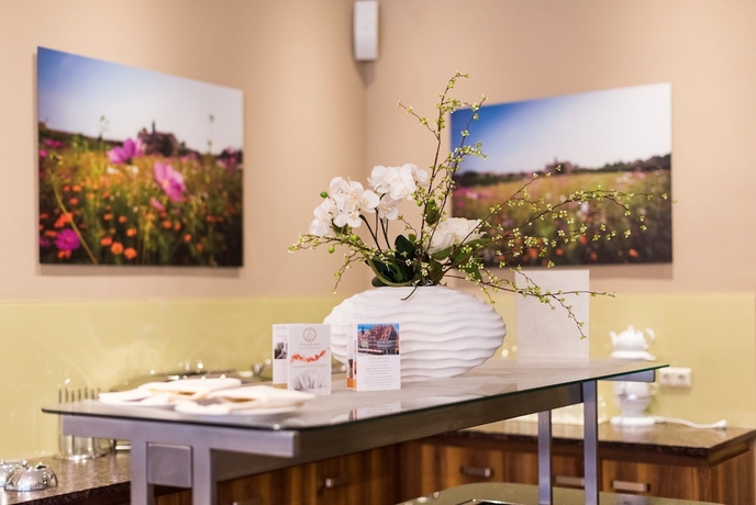 Imagen del bar/restaurante del Hotel Theophano. Foto 2