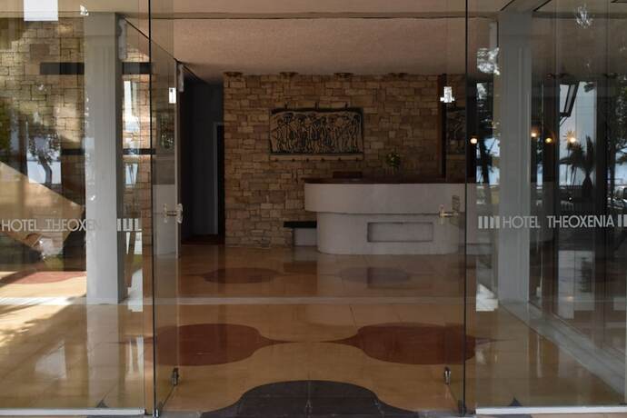Imagen general del Hotel Theoxenia, Municipal Unit of Iera Poli Messologhiou. Foto 3
