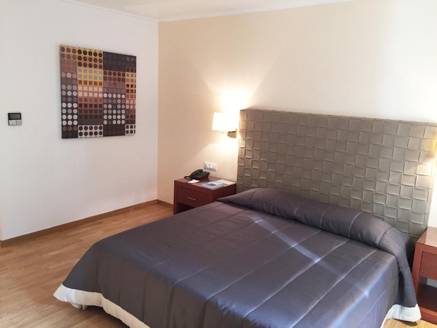 Imagen de la habitación del Hotel Theoxenia Residence. Foto 10