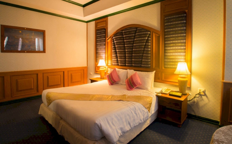 Imagen de la habitación del Hotel Thepnakorn. Foto 8