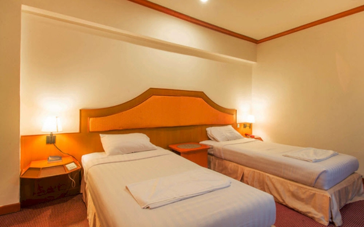 Imagen de la habitación del Hotel Thepnakorn. Foto 9