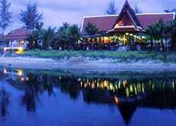 Imagen general del Hotel Theptharo Lagoon Resort And Spa. Foto 3