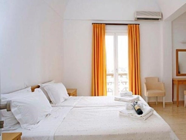 Imagen general del Hotel Thera Mare. Foto 8