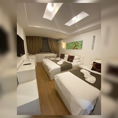 Imagen de la habitación del Hotel Theranda, Prizren. Foto 2