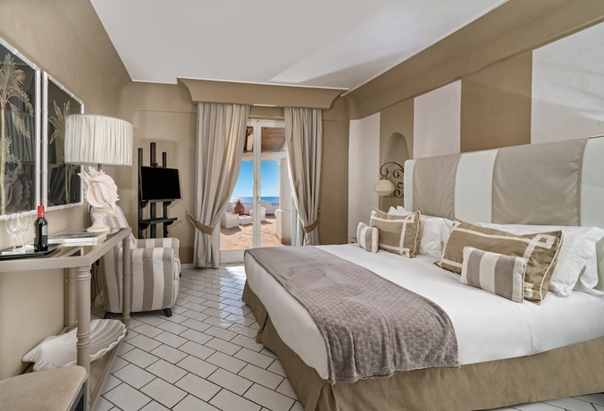 Imagen de la habitación del Hotel Therasia Resort Sea and Spa - The Leading Hotels Of The World. Foto 8