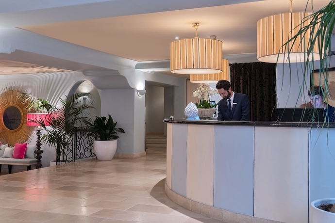 Imagen de los interiores del Hotel Therasia Resort Sea and Spa - The Leading Hotels Of The World. Foto 17