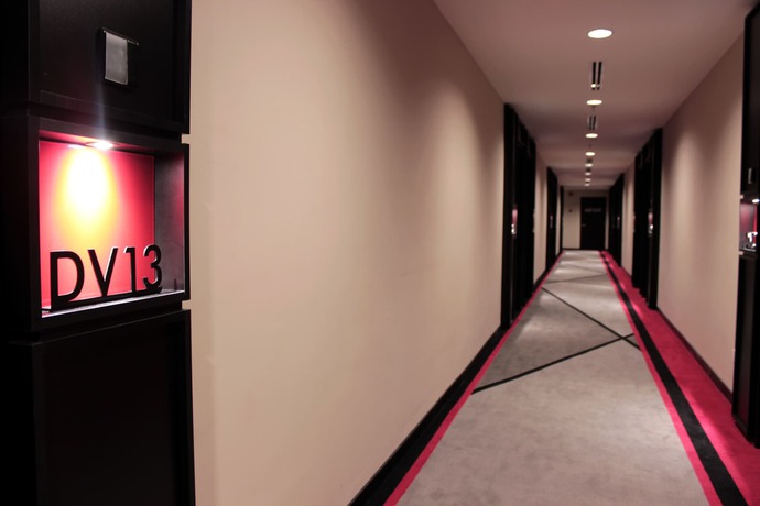 Imagen de la habitación del Hotel Thered. Foto 6