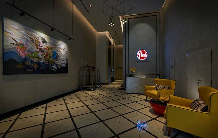 Imagen de los interiores del Hotel Thered. Foto 15