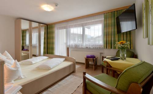 Imagen de la habitación del Hotel Theresia Garni. Foto 12