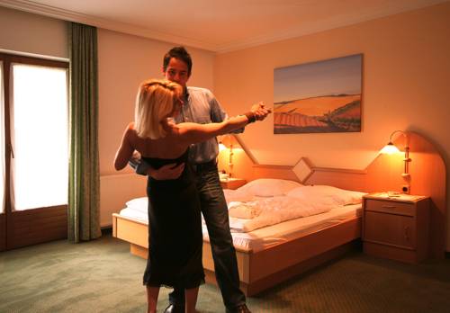 Imagen de la habitación del Hotel Theresia, Ramsau im Zillertal. Foto 15