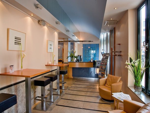 Imagen de los interiores del Hotel Theresientor. Foto 18