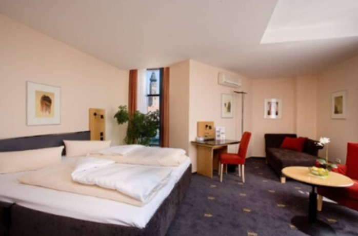Imagen de la habitación del Hotel Theresientor. Foto 12
