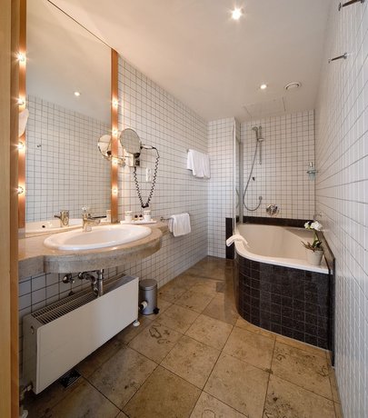 Imagen de la habitación del Hotel Theresientor. Foto 15