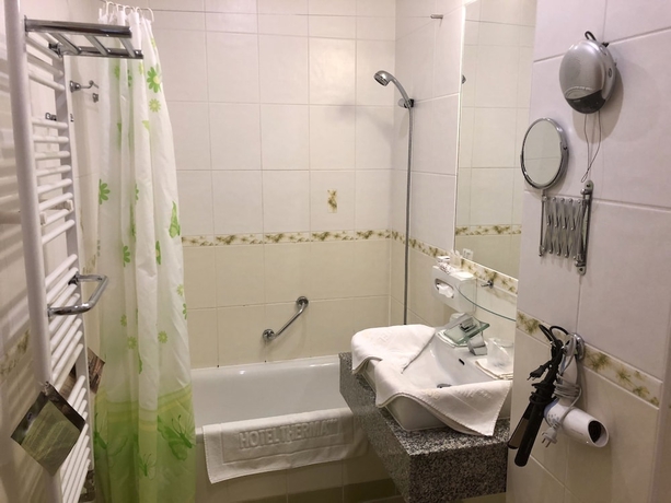 Imagen de la habitación del Hotel Therma. Foto 5