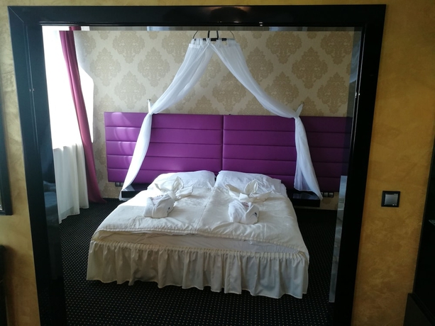 Imagen de la habitación del Hotel Therma. Foto 10