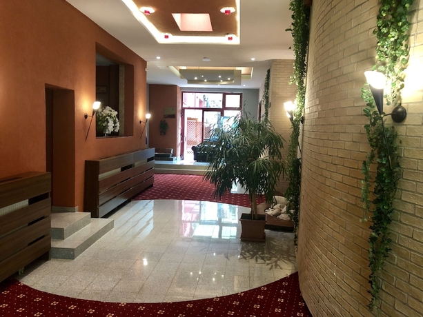 Imagen de los interiores del Hotel Therma Nea Dunajsk&aacute; Streda. Foto 18