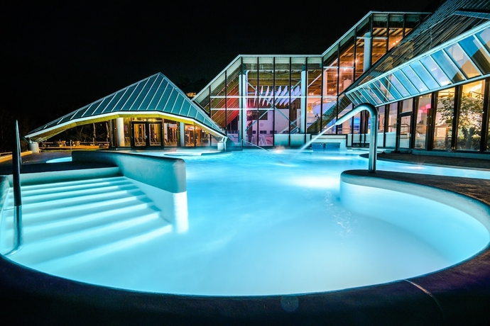 Imagen de la piscina del Hotel Thermae 2000. Foto 17